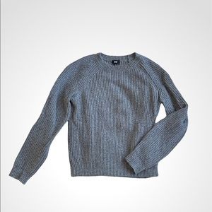 Uniqlo Grey Knit Sweater